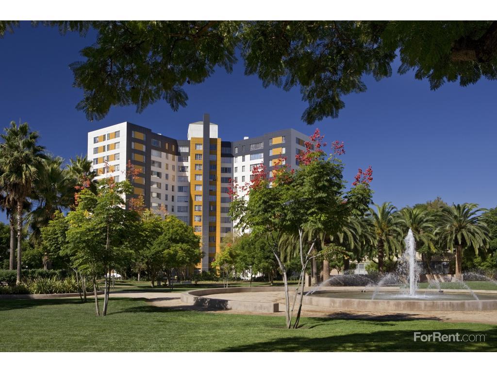 Park La Brea Apartments, Los Angeles CA Walk Score