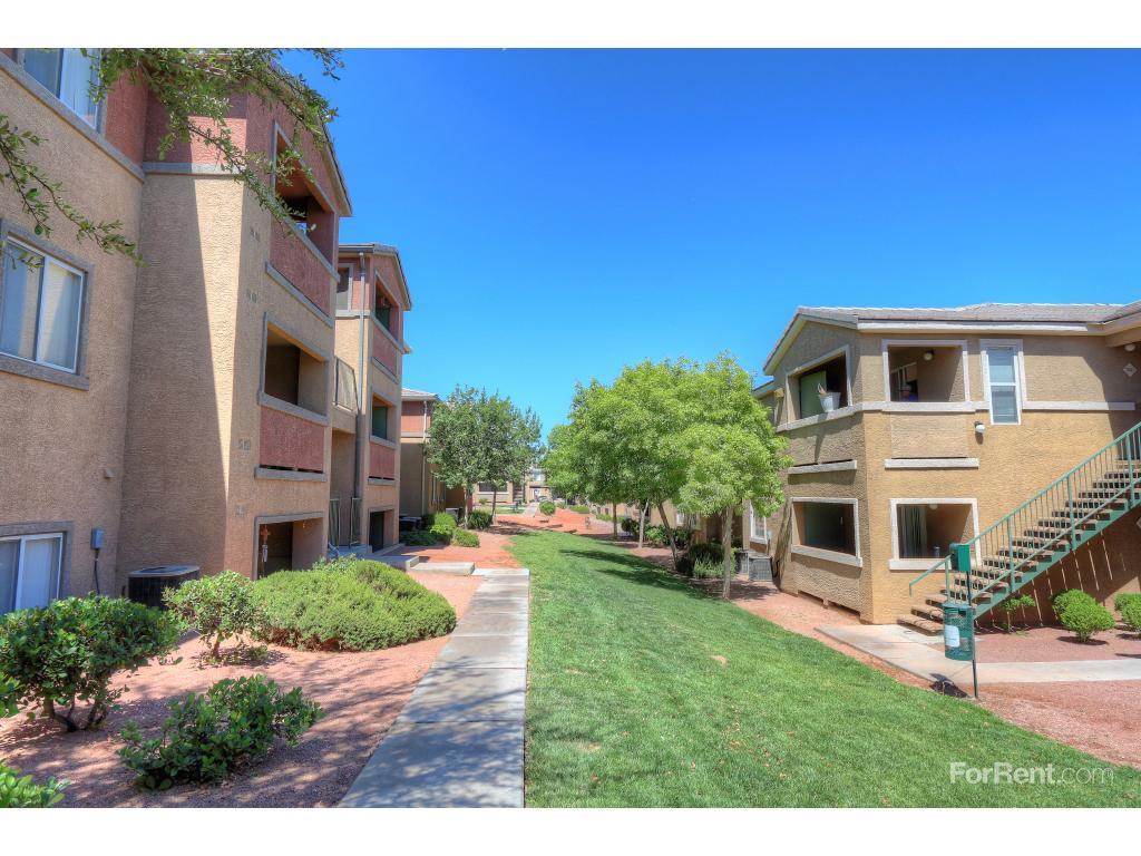 Parkway at Silverado Ranch Apartments, Paradise NV Walk Score