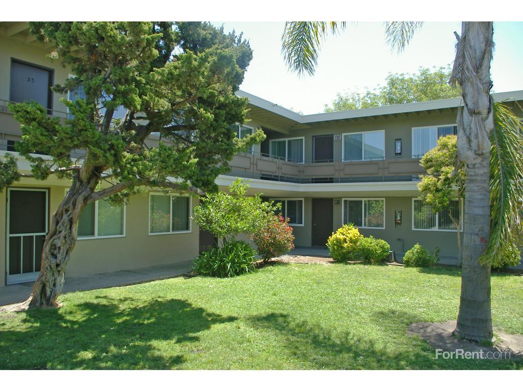 Coral Gardens Apartments, Hayward CA Walk Score