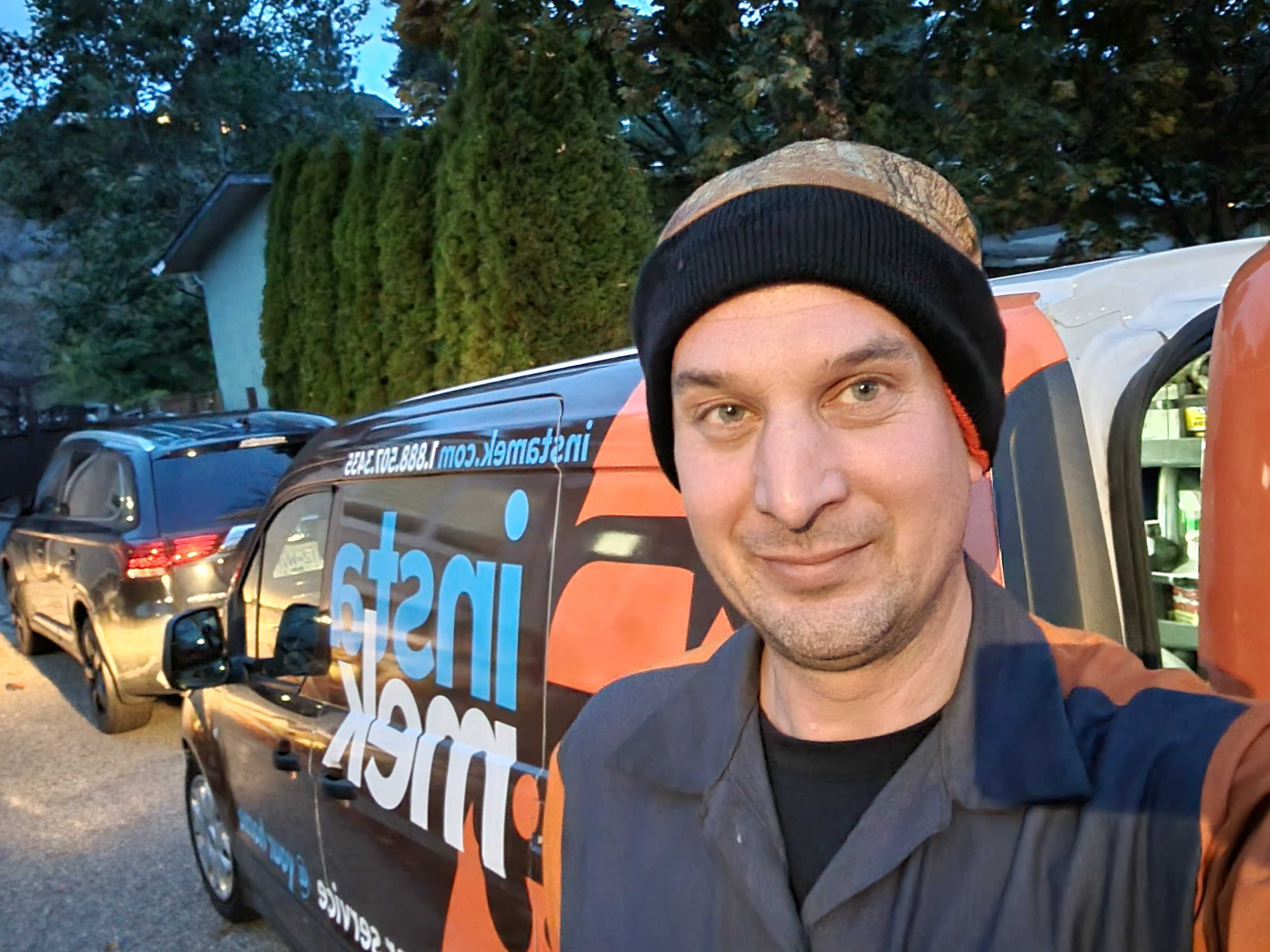 Wrench Patrol Burnaby Offers Free Oil Change Coupon With Every Battery