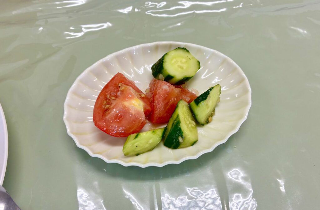 きゅうりとトマトのサラダ