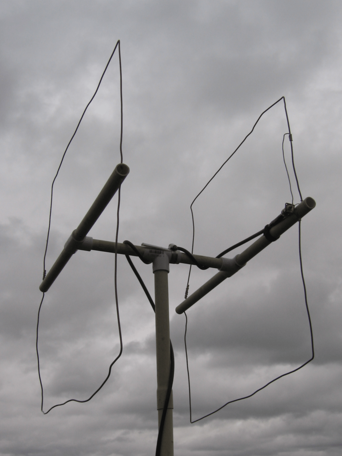 A 2element quad for 2m Practical Antennas