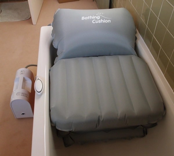 Inflatable Bath Lifts Mangar Bathing Cushion for Full Depth Bathing