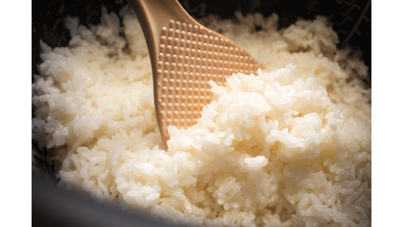 Can I Put Warm Rice in the Fridge? Practical Cooks