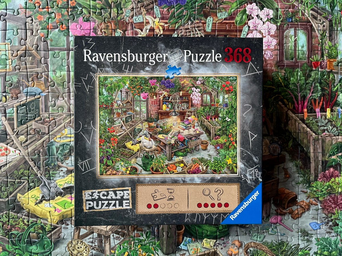 Ravensburger Escape Puzzle Practically Apparent