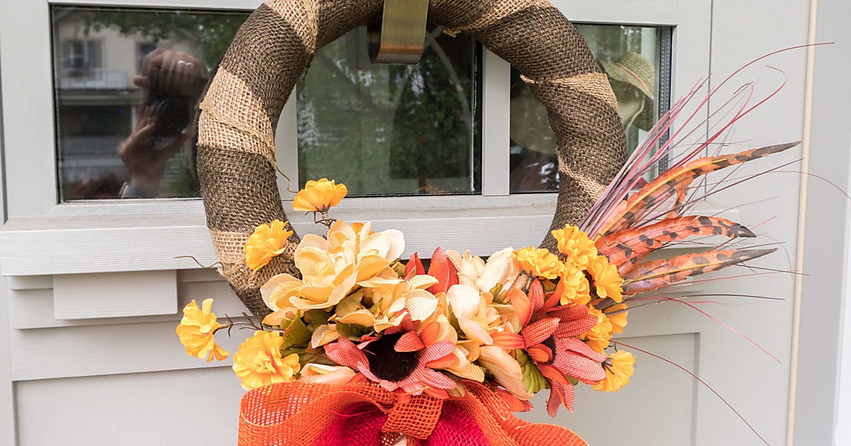 How To Use A Wreath Ring