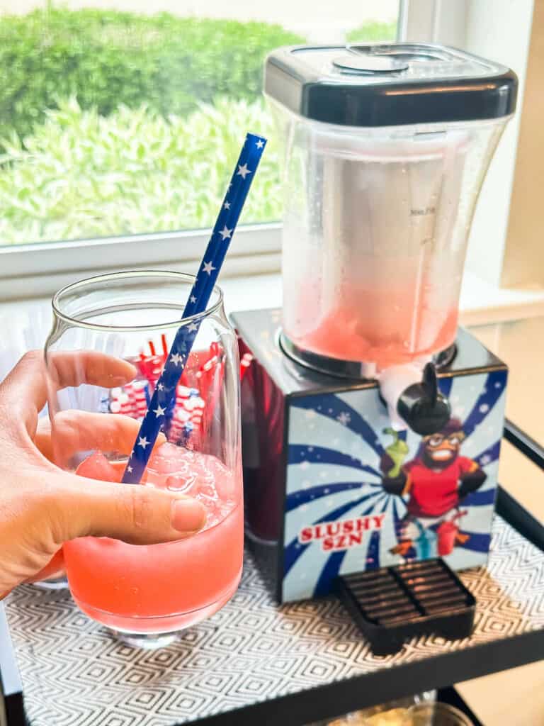 The best slushie machine for home use and how to create a summer