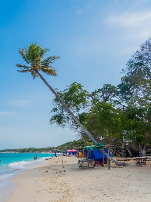 Travel Guide to Playa Blanca & Isla Baru near Cartagena, Colombia