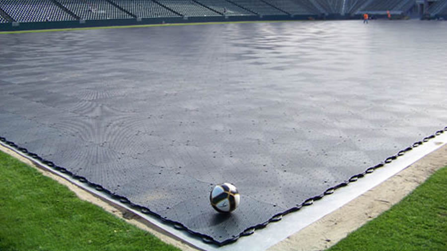 Installing Synthetic Turf Outdoors Practice Sports, Inc.