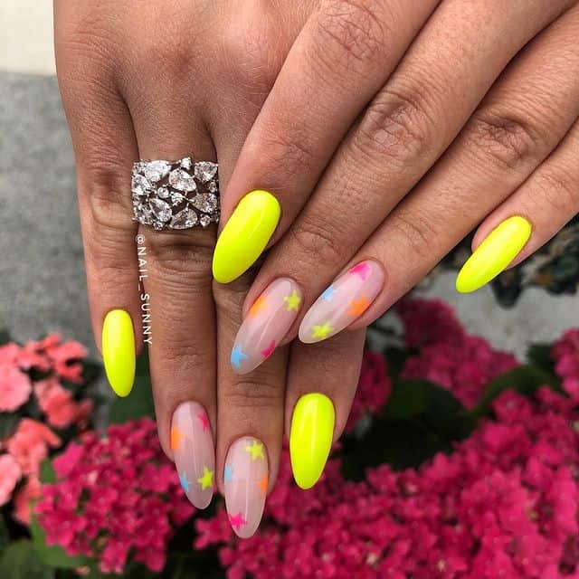 20+ Star Nail Designs You Need To Try! Thuy San Plus