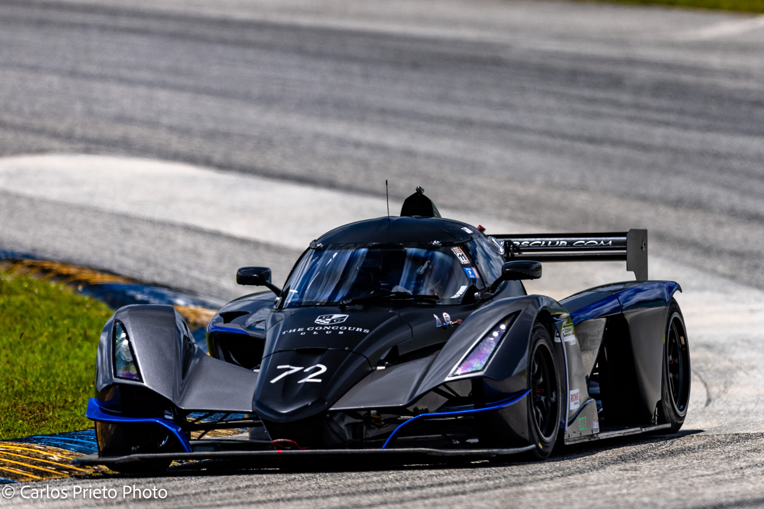 Pragas set stunning lap times at international circuits with five race