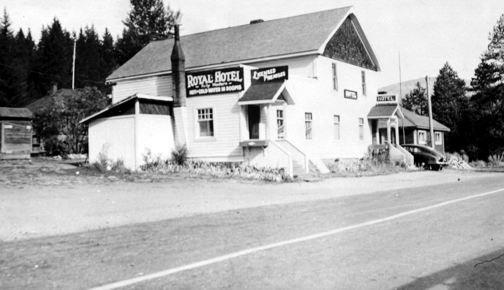 Historical photos photographs of Kingsgate British Columbia