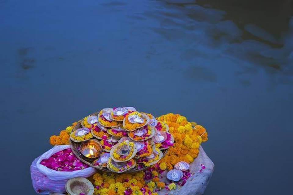 Phool by Help Us Green Incense Sticks from flower Waste Prakati India