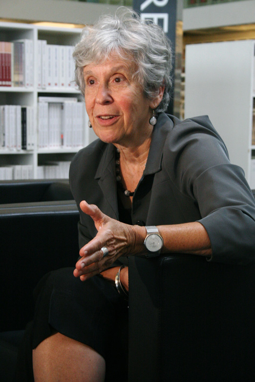 Joan Scott Sobre os “efeitos perturbadores” da teoria Praticamente