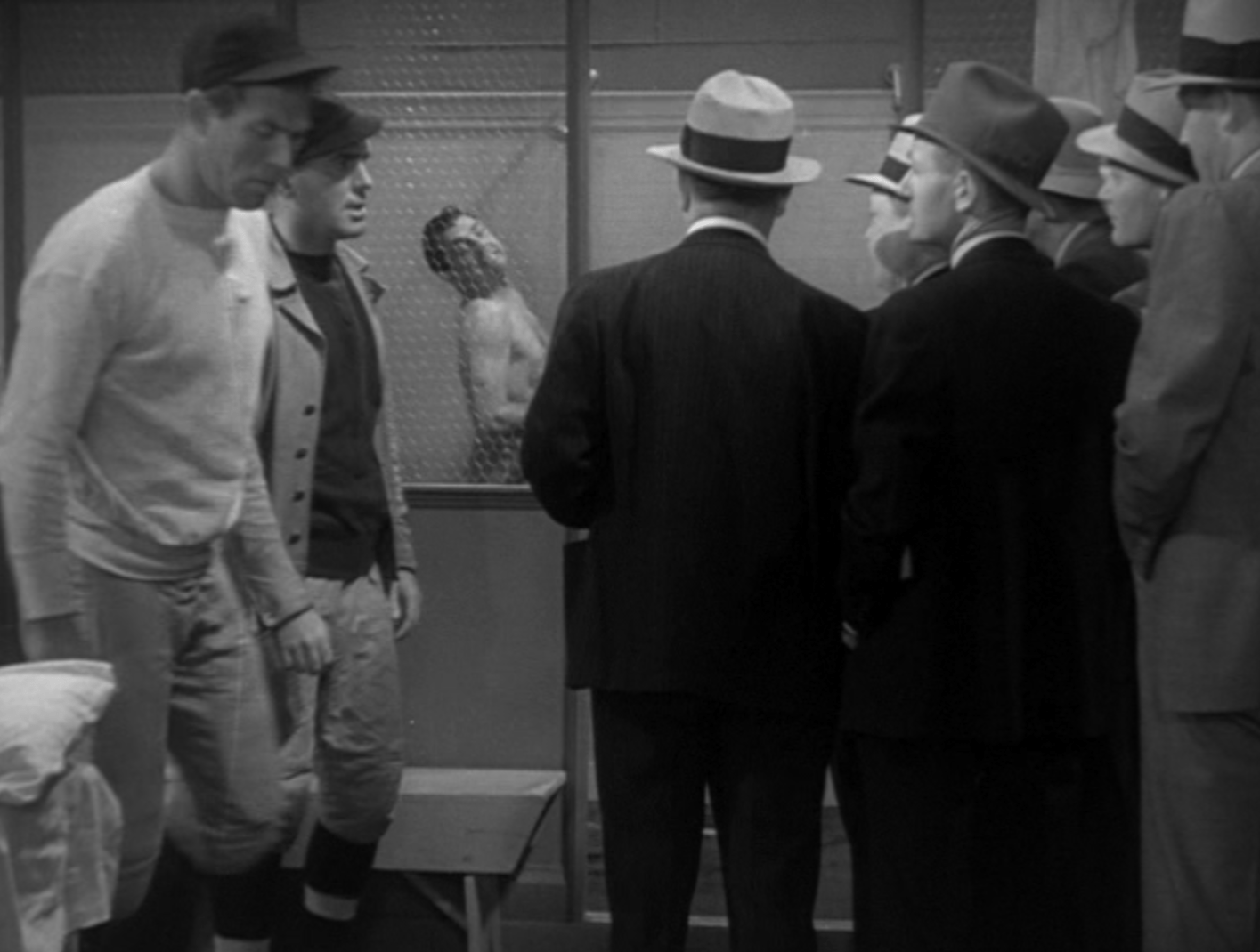 College Coach (1933) Review, with Pat O’Brien, Ann Dvorak and Dick