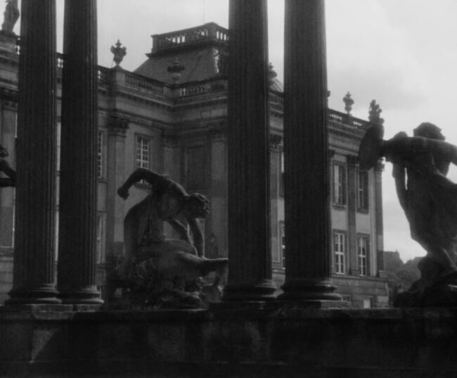 Girls in Uniform [Mädchen in Uniform] (1931) Review, with Emilia Unda and Dorothea Wieck Pre