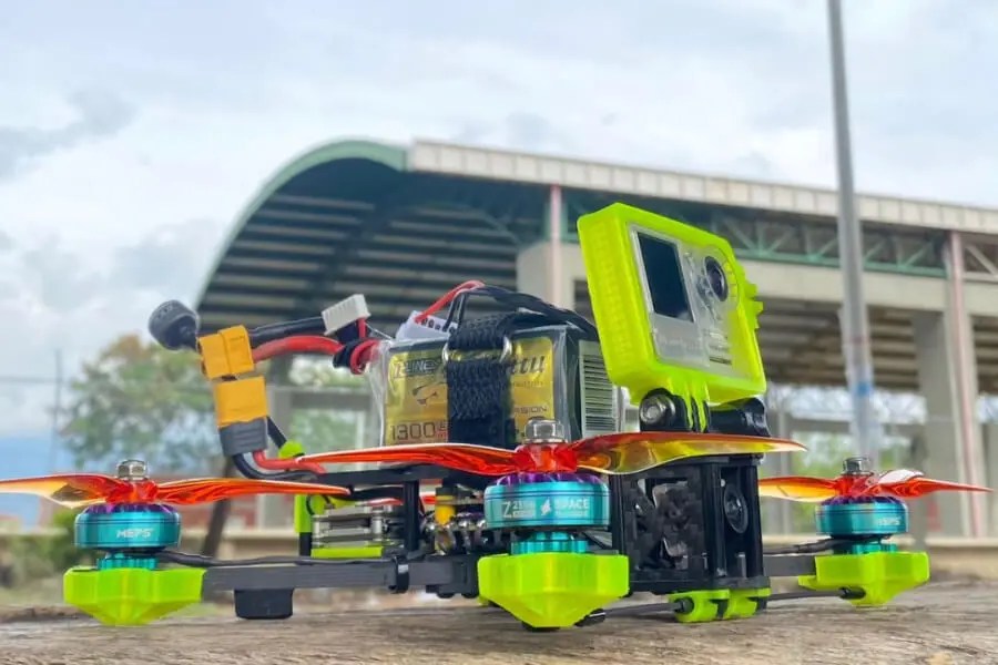 What is the difference between FPV drone and normal drones? Get FPV drone kit Tutorials and