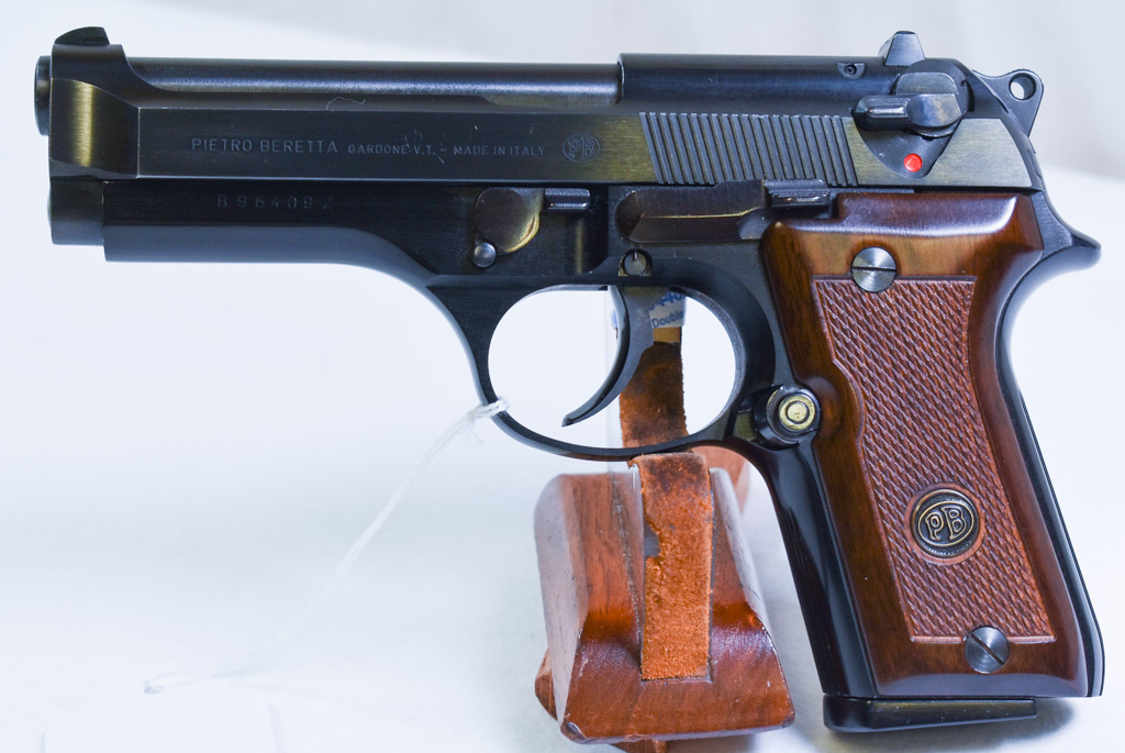 SOLD LIKE NEW BOX EARLY 1980'S BERETTA MODEL 92SB COMPACT 9mm PISTOL, WALNUT GRIPS, TONY SOPRANO