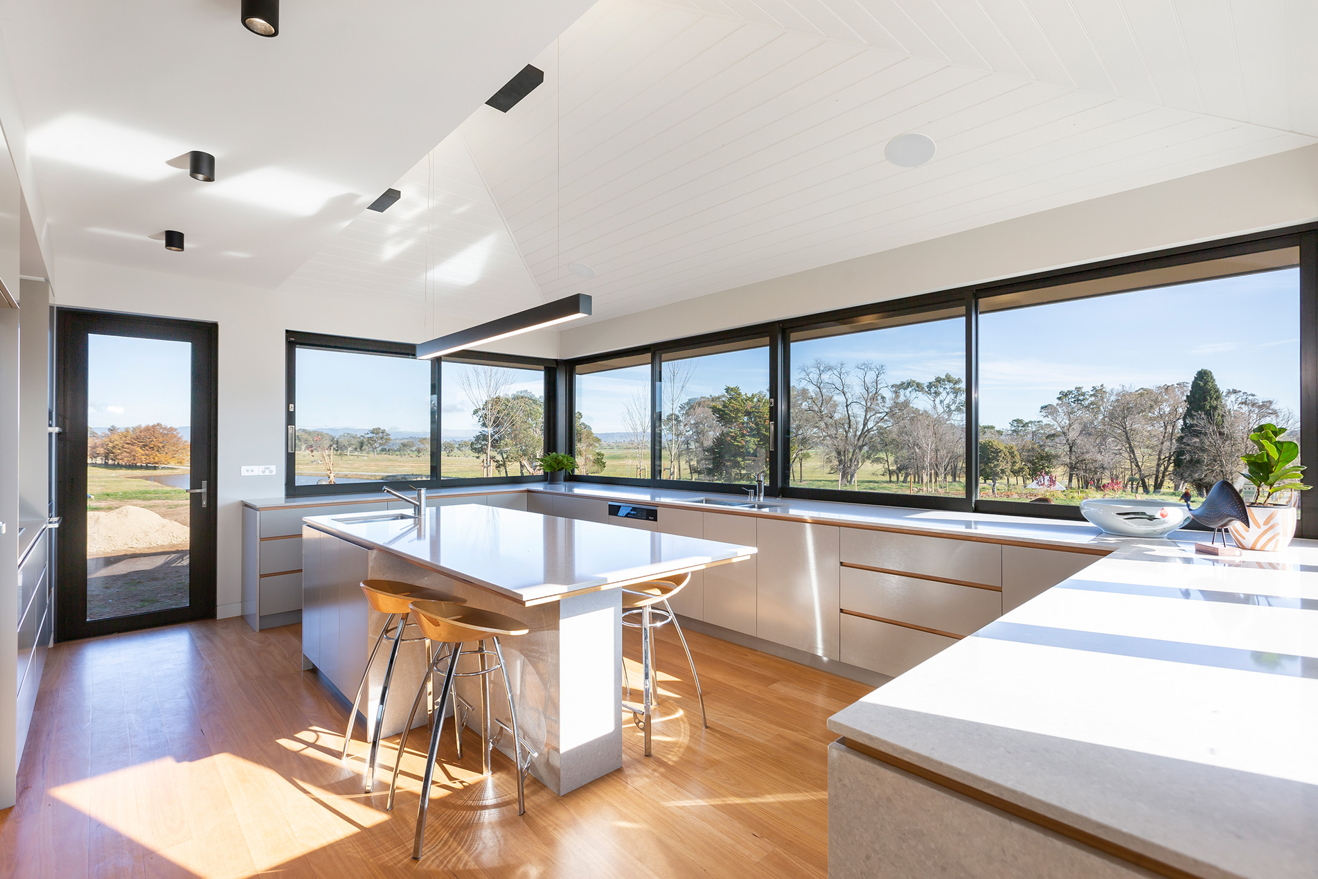 Precise Custom Joinery Canberra and Queabeyan Kitchen Joinery