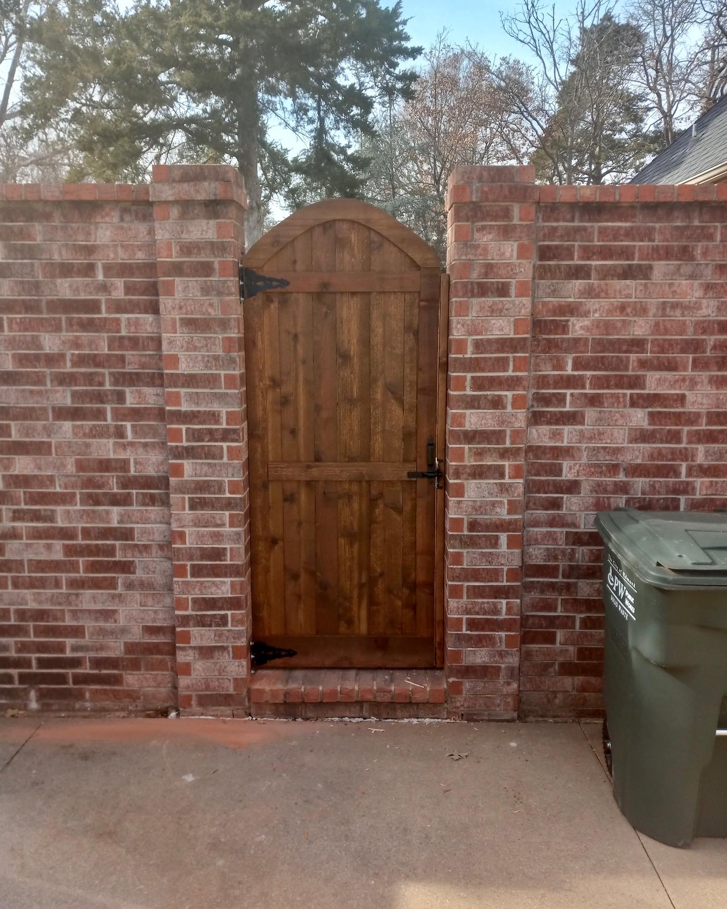Stockade Wood Fence Installation & Replacement in OKC