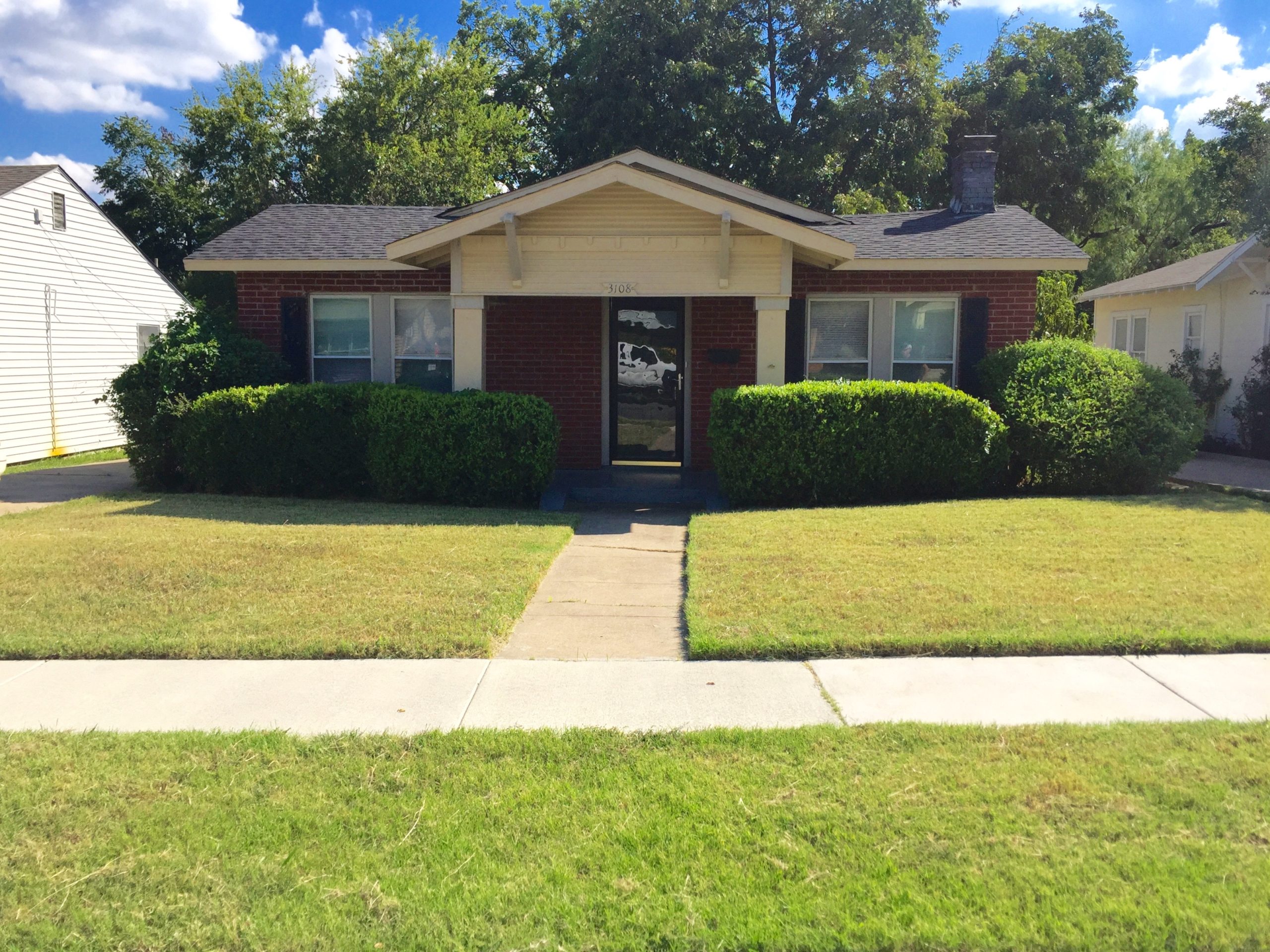 3108 Meadowbrook Dr. Fort Worth TX 76103 Premier Metropolitan Properties