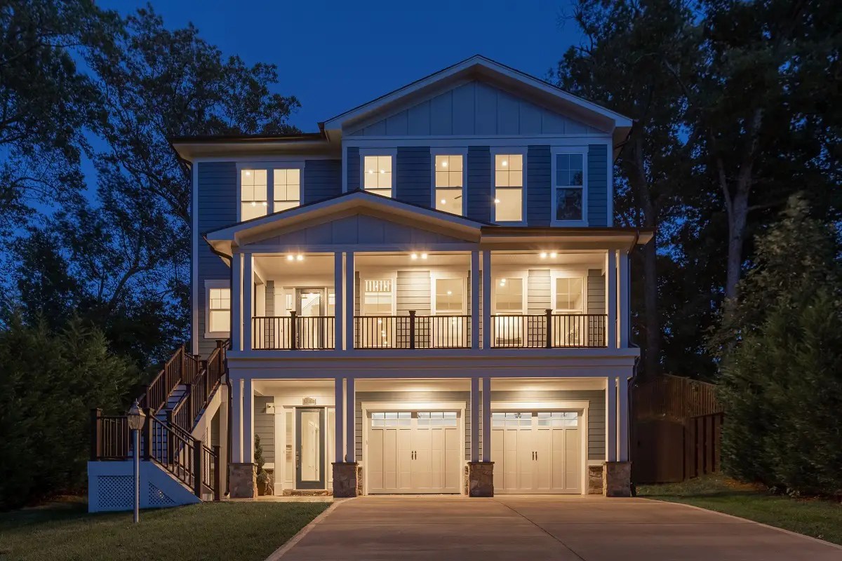 Annandale, VA Premier Homes