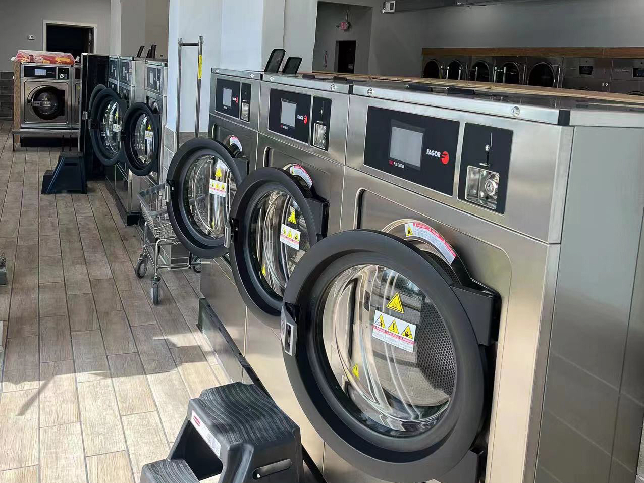 Premier Laundry Laundromat Coin Laundry Brown Deer and Racine, WI