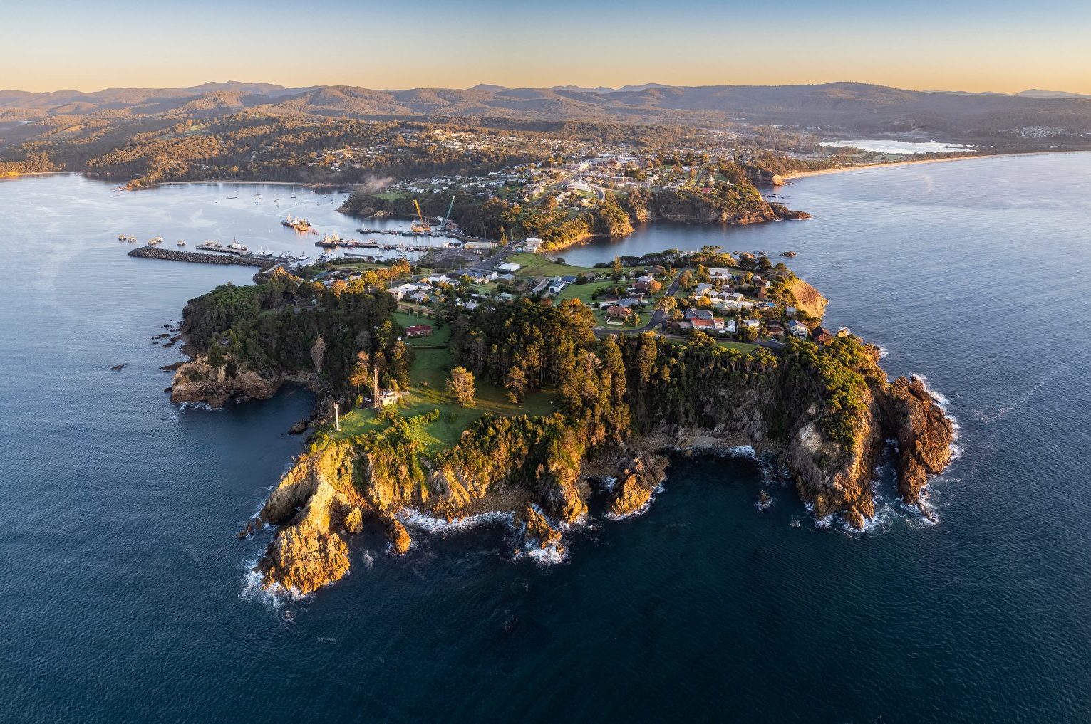 PM1 Eden to Sydney 7 Days Premier Motor Service