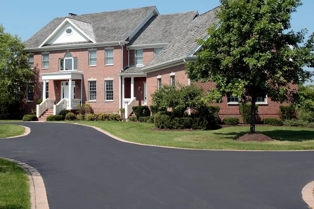 Driveway Sealcoating Indianapolis Residential Sealcoating services near me