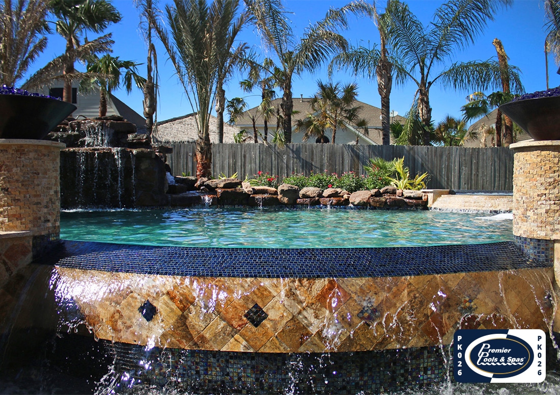 🏆 Tampa Bay South Pool Builders 1 Premier Pools & Spas