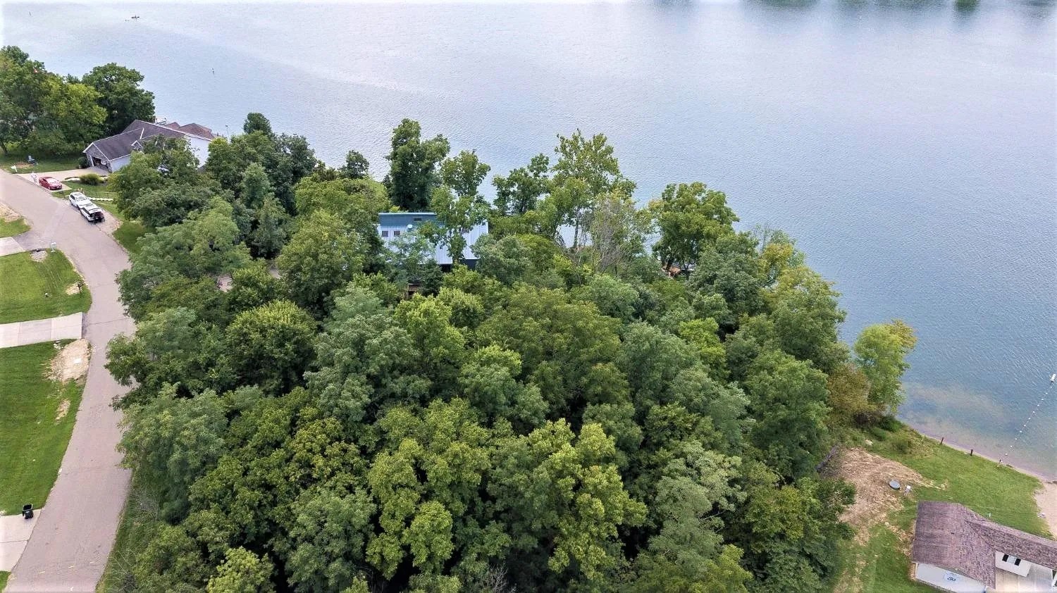 HIDDEN VALLEY LAKE, INDIANA MAIN LAKE DOUBLE LOT! Premier