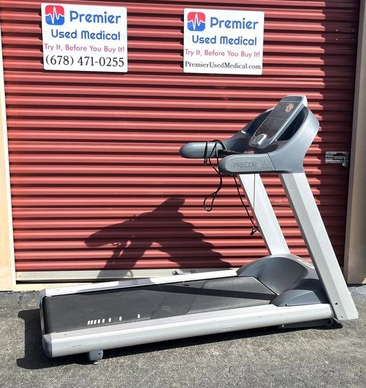 Precor 932i Treadmill – Premier used medical