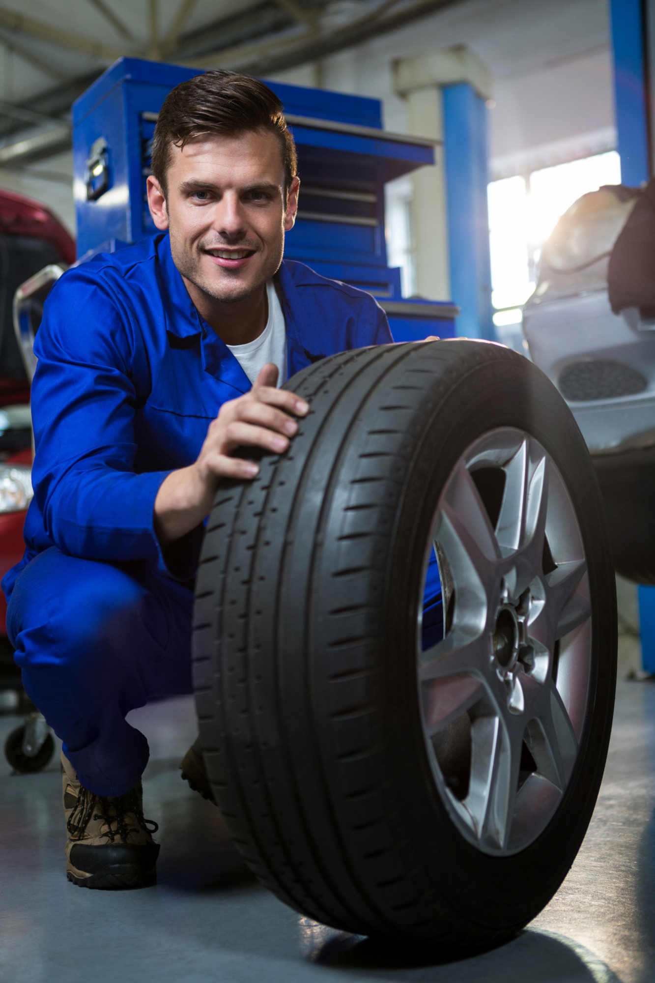 Wheel & Tire Rebates Ontario. Scarborough, ON and Brantford, ON
