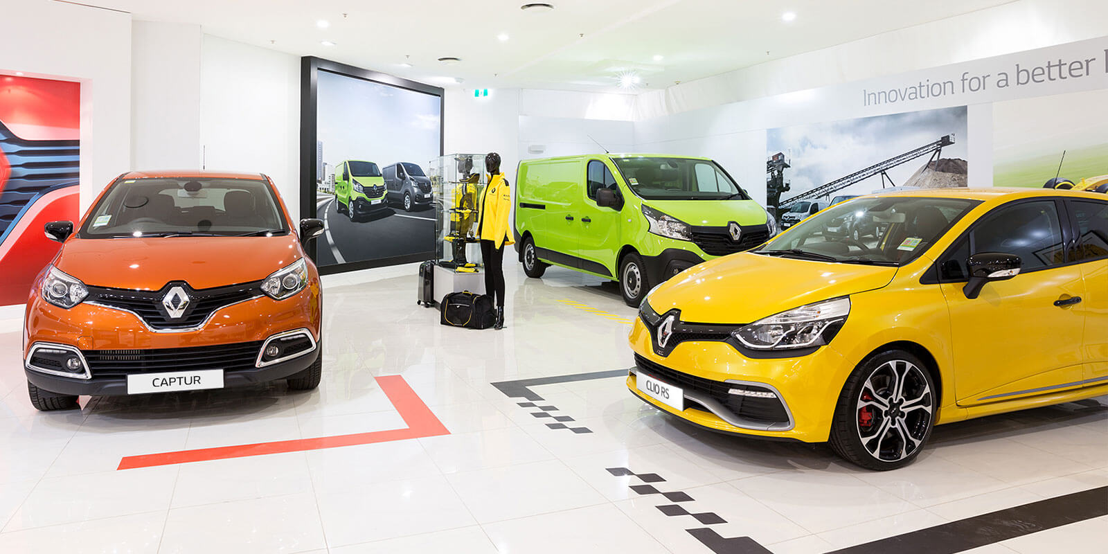 Renault joins rush to shopping centres