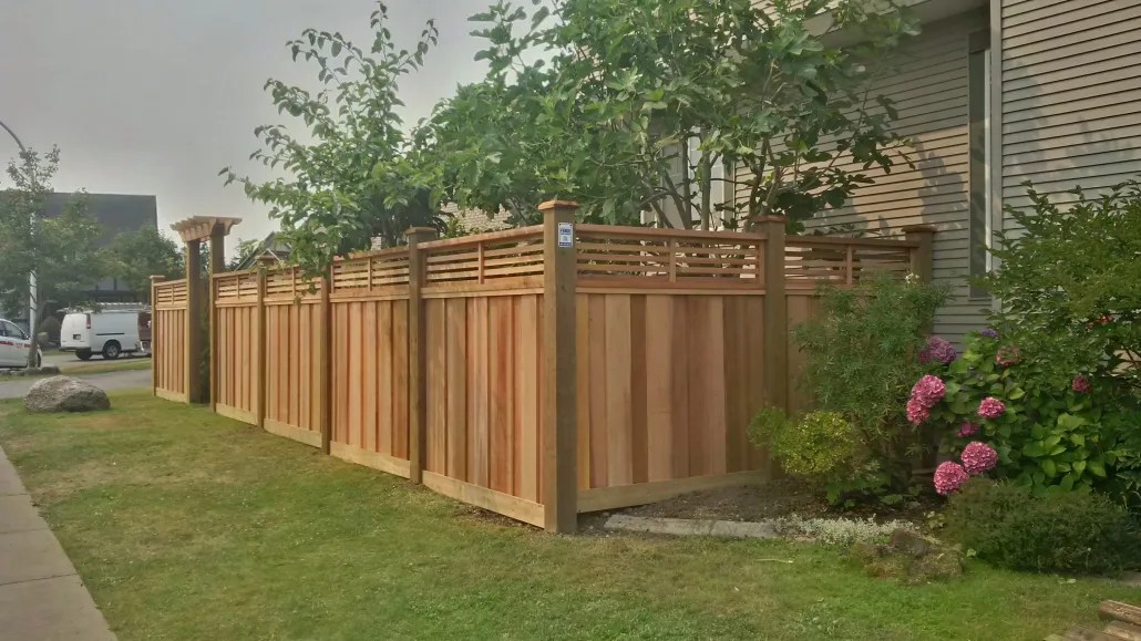 Cedar Lattice Top Fencing Vancouver British Columbia Premium Fence