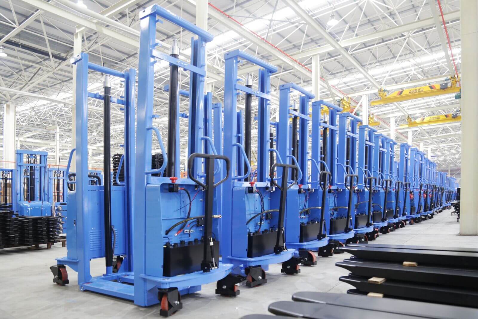 Official Dealers Premium Lift Trucks Forklift Repair & Rental