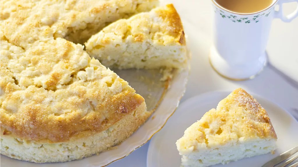 Irish Apple Cake Prepare and Serve