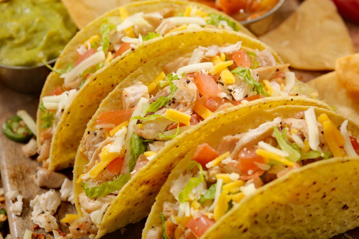 Taco Bell Cantina Crispy Chicken Taco (Updated for 2024)