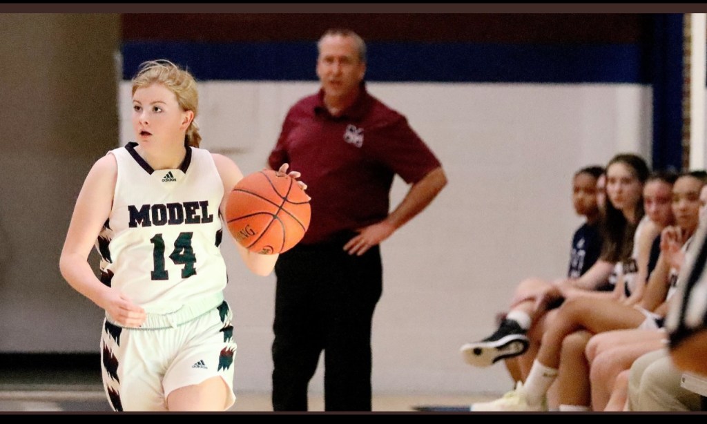 Rylli Hunt, Model Laboratory School Prep Hoops