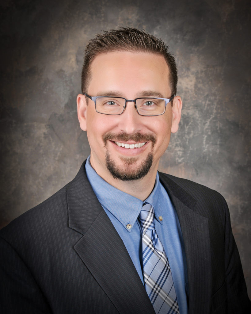 About Dr. Nathan Thompson Bio