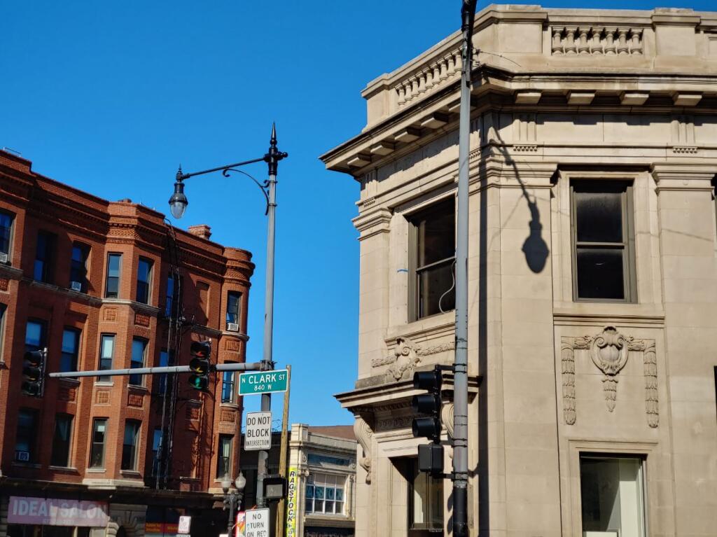 LOSS Lake View Bank/Belmont National Bank Demolished Despite 2,000