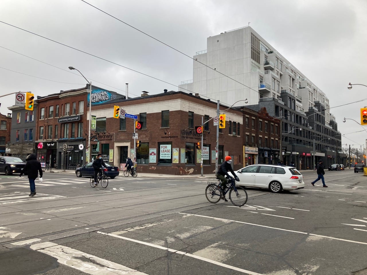 Coffee shop at the southeast corner of Bloor and Bathurst
