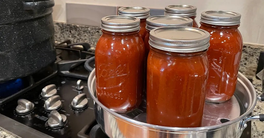 Easy Homemade Vodka Sauce Recipe for Canning