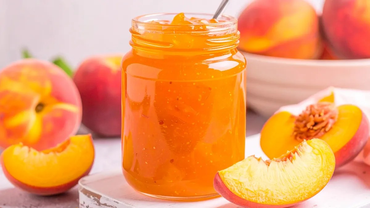 Classic Homemade Peach Jam Recipe for Canning