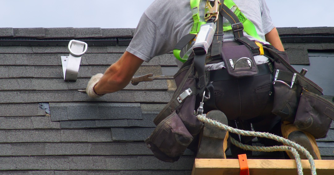 A StepbyStep Guide to Roof Walking Techniques Presidio Roofing Company