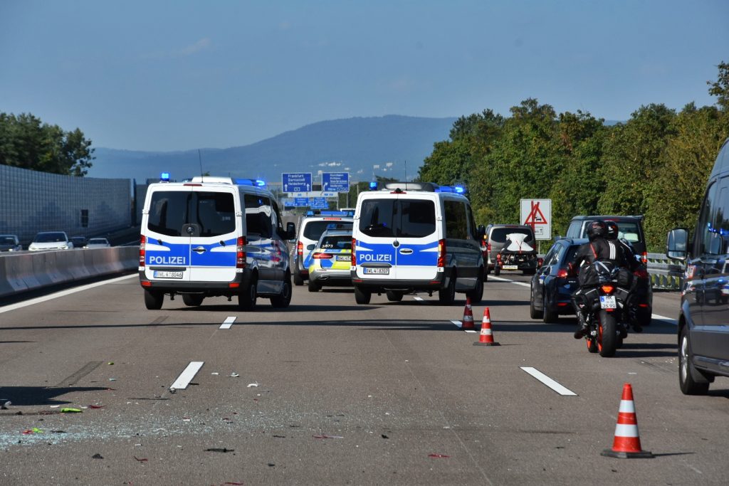 A5 / St. LeonRot PM Nr. 2 zum Verkehrsunfall auf der BAB 5 beim