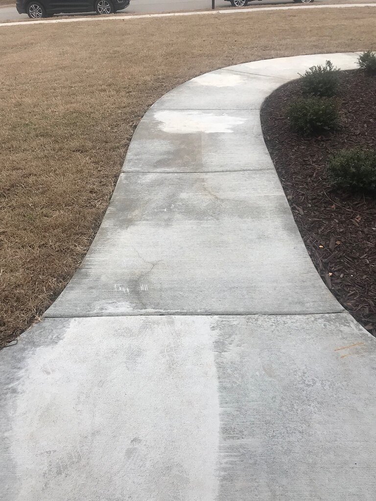 New Concrete Discoloration? Residential Pressure Washing Resource