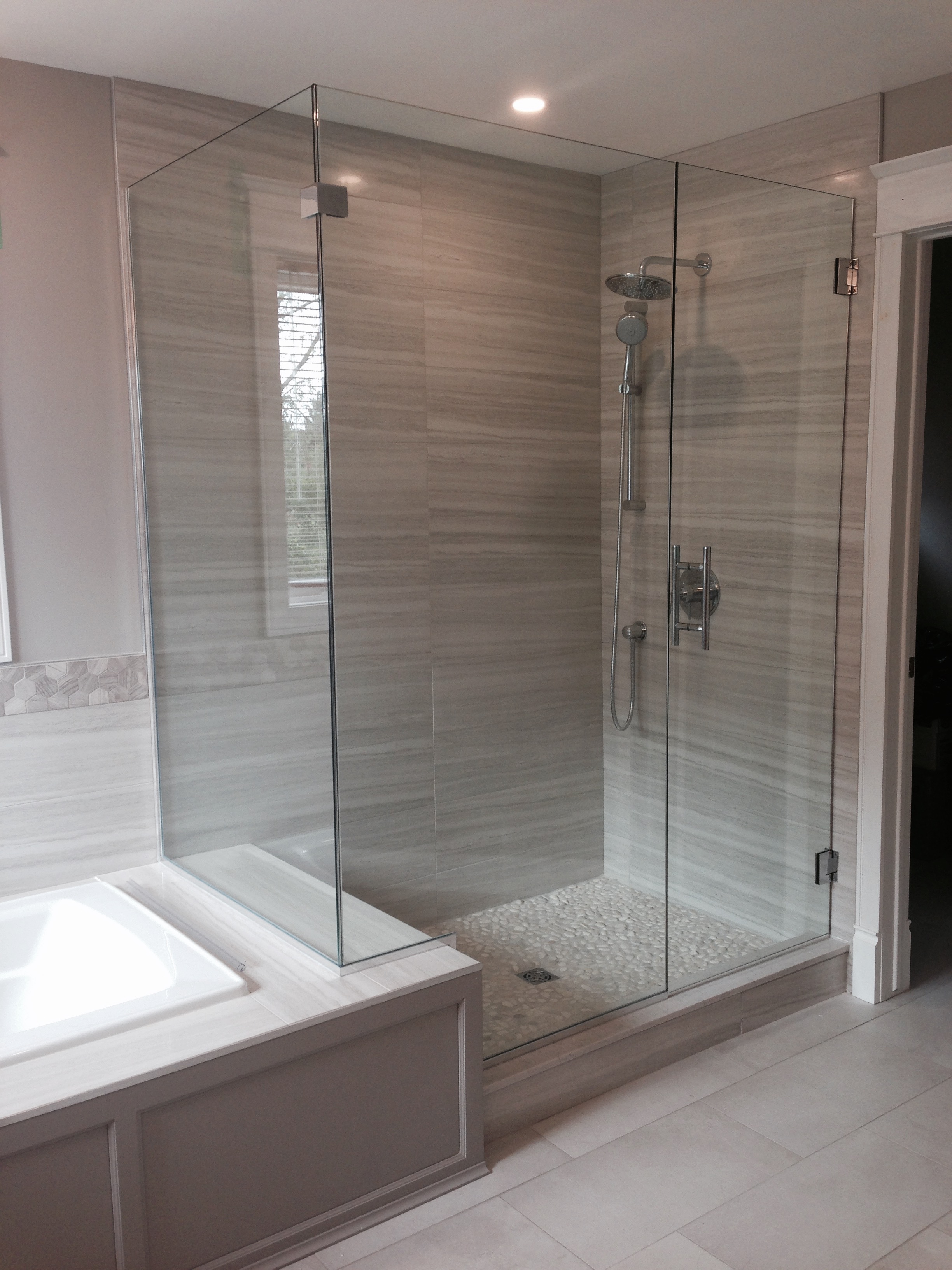 Prestige Glass Prestige Glass offers a complete and professional