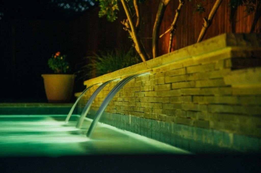 Pool Features Prestige Pool & Patio