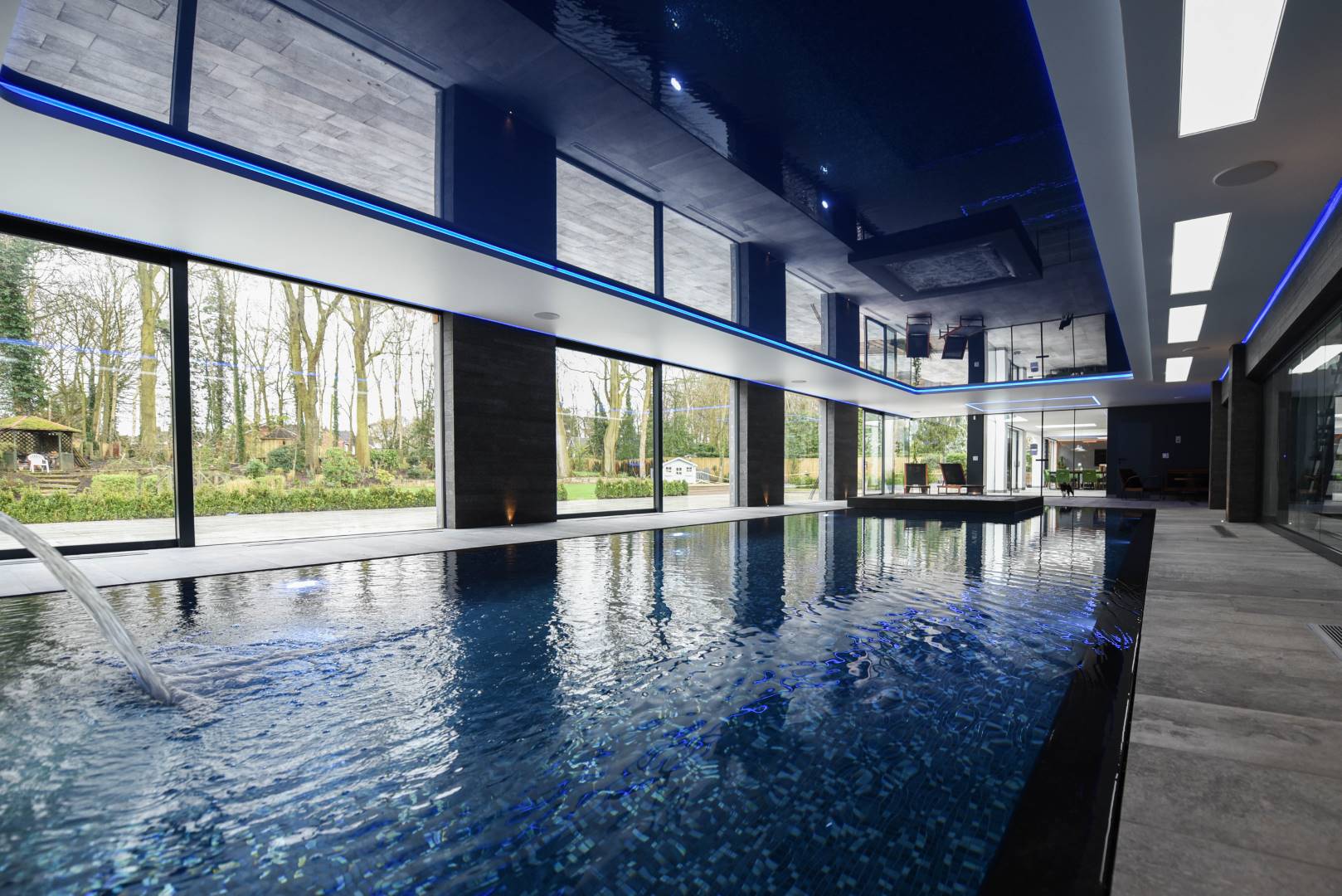 markalderleyedgegalleryslider Preston Pools Luxury Pool